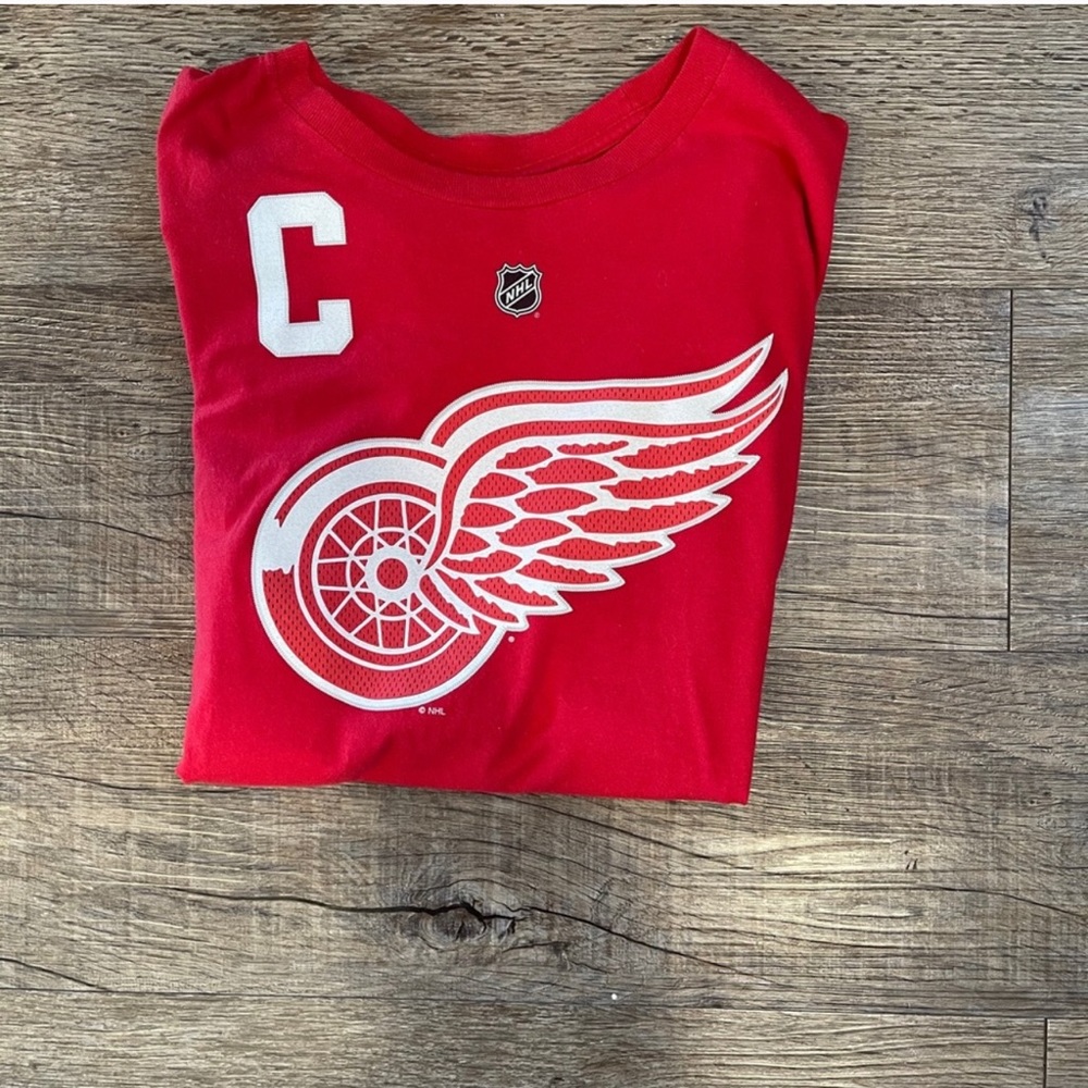 Red Wings Henrik Zetterberg Jersey Shirt